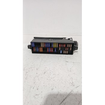 CAJA RELES / FUSIBLES 5J0937615B 