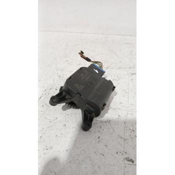 Recambio de motor apertura trampilla para skoda fabia ii (542) 1.2 referencia OEM IAM 0132801357  
