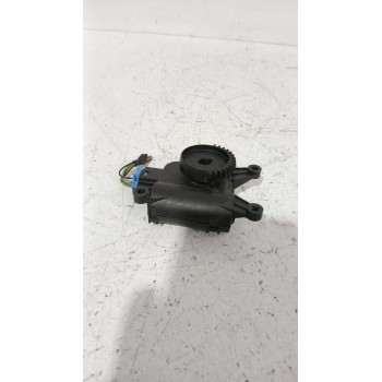 Recambio de motor apertura trampilla para skoda fabia ii (542) 1.2 referencia OEM IAM 0132801357  