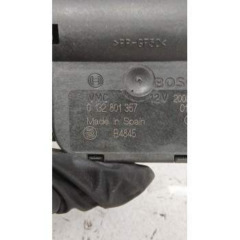 Recambio de motor apertura trampilla para skoda fabia ii (542) 1.2 referencia OEM IAM 0132801357  