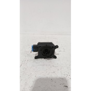 Recambio de motor apertura trampilla para skoda fabia ii (542) 1.2 referencia OEM IAM 309368201  