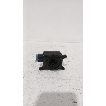 Recambio de motor apertura trampilla para skoda fabia ii (542) 1.2 referencia OEM IAM 309368201  