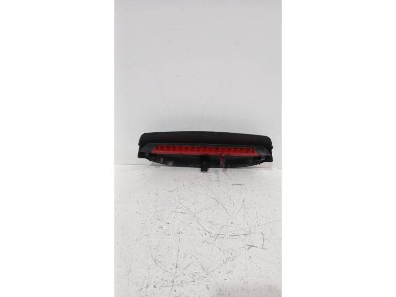 Recambio de piloto trasero central para skoda fabia ii (542) 1.2 referencia OEM IAM 5J6945097  