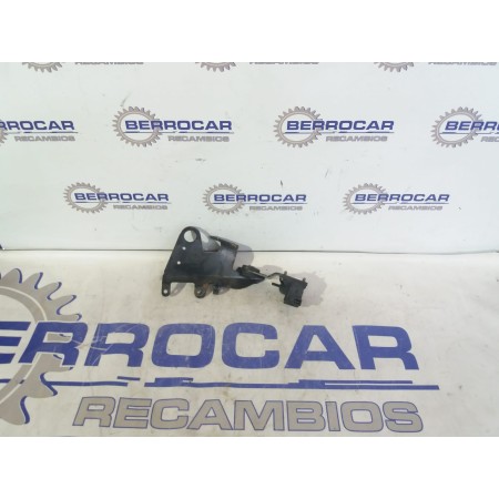 Recambio de soporte para peugeot 206 berlina 1.9 diesel referencia OEM IAM 1880E3  