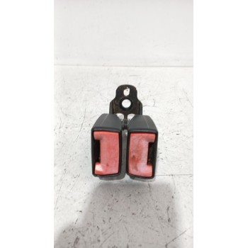 Recambio de enganche cinturon trasero central para ford focus ii (da_, hcp, dp) 1.6 referencia OEM IAM 1790511  