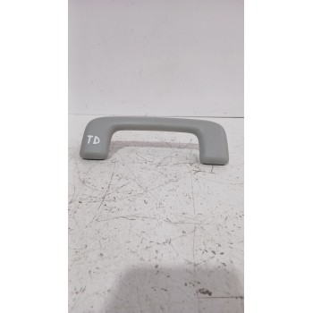 ASIDERO TECHO TRASERO DERECHO 9128CT 