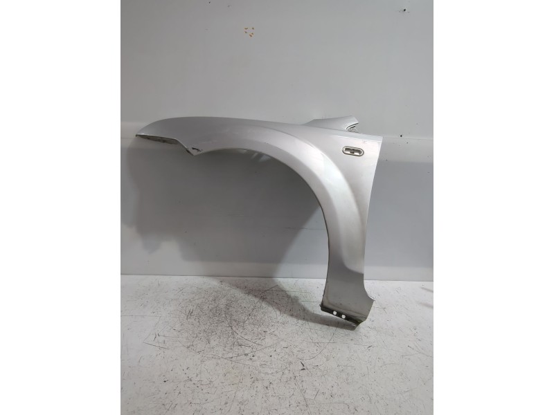 Recambio de aleta delantera izquierda para ford focus ii (da_, hcp, dp) 1.6 referencia OEM IAM 1376484  