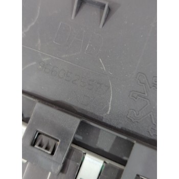 Recambio de pantalla multifuncion para peugeot 308 i (4a_, 4c_) 1.6 hdi referencia OEM IAM 9660525577  