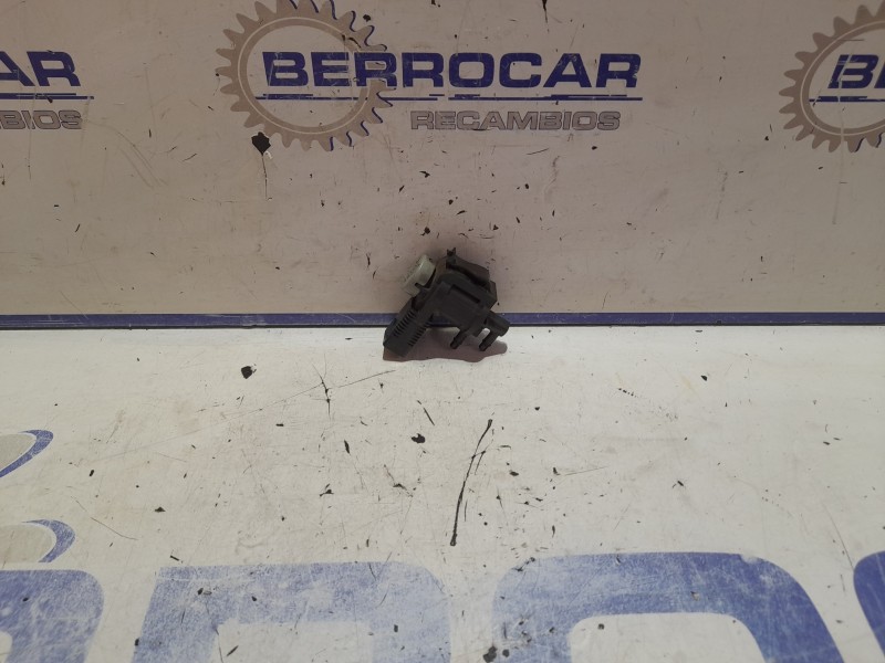 Recambio de valvula aire adicional para seat leon (1m1) 1.9 tdi referencia OEM IAM 1J0906283C  