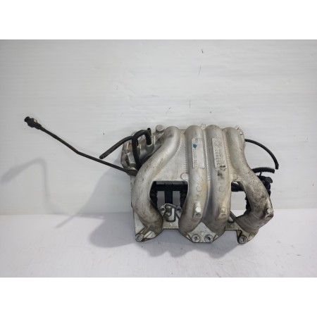 Recambio de colector admision para renault megane i berlina hatchback (ba0) 1.6e alize referencia OEM IAM 7700107573  