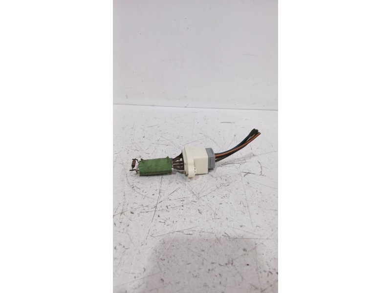 Recambio de resistencia calefaccion para ford focus ii (da_, hcp, dp) 1.6 referencia OEM IAM 3M5H18B647AC  