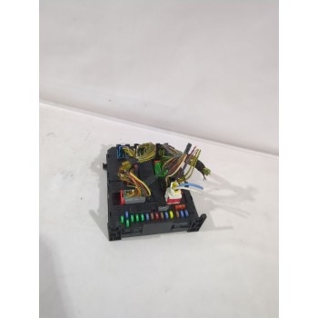 Recambio de caja reles / fusibles para peugeot 308 i (4a_, 4c_) 1.6 hdi referencia OEM IAM 281164872 / 281197595  