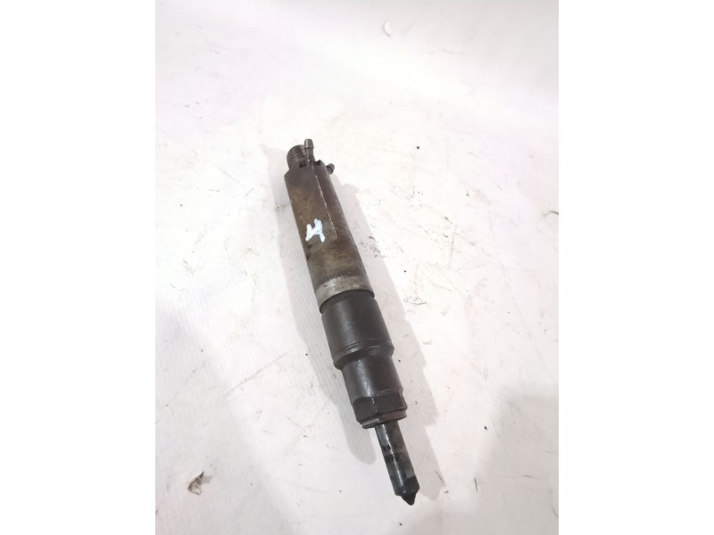 Recambio de inyector para volkswagen polo iv (9n_, 9a_) 1.9 sdi referencia OEM IAM 028130203F  