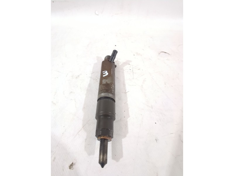 Recambio de inyector para volkswagen polo iv (9n_, 9a_) 1.9 sdi referencia OEM IAM 028130203F  
