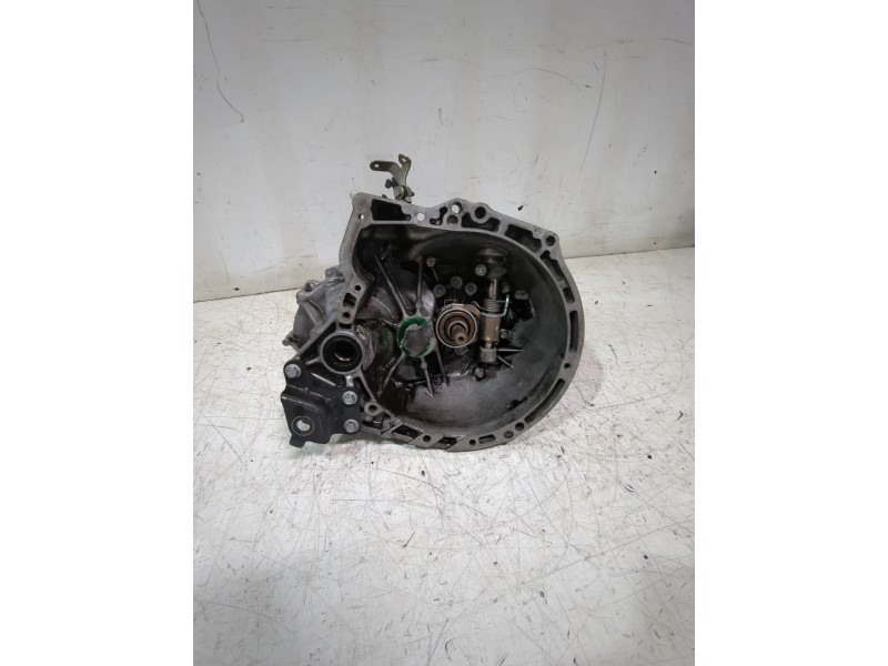 Recambio de caja cambios para peugeot 107 (pm_, pn_) 1.4 hdi referencia OEM IAM 2231P5  