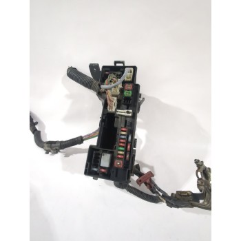 Recambio de caja reles / fusibles para peugeot 107 (pm_, pn_) 1.4 hdi referencia OEM IAM 6545H1 / 5014P01  