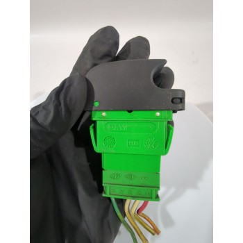 Recambio de mando elevalunas delantero derecho para peugeot 107 (pm_, pn_) 1.4 hdi referencia OEM IAM 6554KZ/848100HC10A  