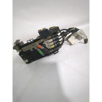 Recambio de caja reles / fusibles para peugeot 308 i (4a_, 4c_) 1.6 hdi referencia OEM IAM 28236841 / 28257533  