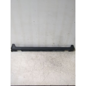 Recambio de faldon lateral para mg zs suv (azs1) 1.5 vti referencia OEM IAM 11480752  