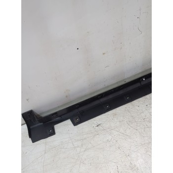 Recambio de faldon lateral para mg zs suv (azs1) 1.5 vti referencia OEM IAM 11480752  