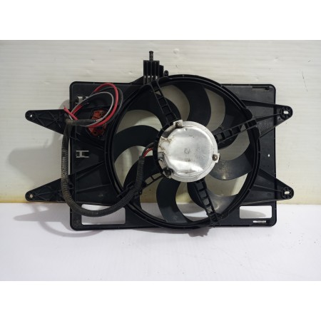 Recambio de electroventilador para fiat doblo (119) 1.9 d active (05.2004) referencia OEM IAM 832700200  