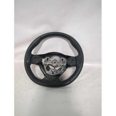 Recambio de volante para toyota yaris (_p13_) 1.5 (nsp131_) referencia OEM IAM 3067441  