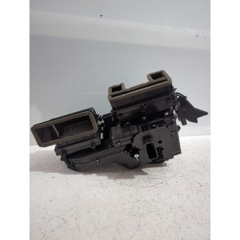 Recambio de moldura para mg zs suv (azs1) 1.5 vti referencia OEM IAM WQT136105/WQT136L101/11783914  