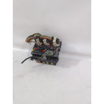 Recambio de caja reles / fusibles para peugeot 308 i (4a_, 4c_) 1.6 hdi referencia OEM IAM 9807028780  