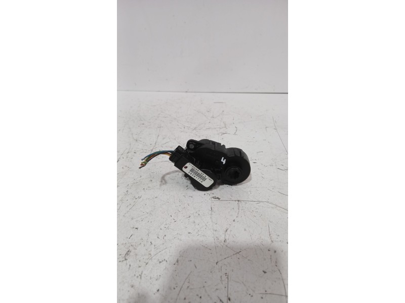 Recambio de motor apertura trampilla para peugeot 308 i (4a_, 4c_) 1.6 hdi referencia OEM IAM T1009914PA  