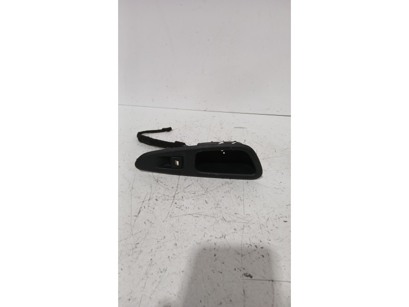 Recambio de mando elevalunas trasero izquierdo para peugeot 308 i (4a_, 4c_) 1.6 hdi referencia OEM IAM 96565185XT  