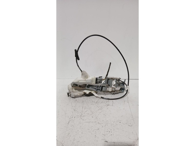 Recambio de cerradura puerta delantera derecha para peugeot 308 i (4a_, 4c_) 1.6 hdi referencia OEM IAM 9800616580  