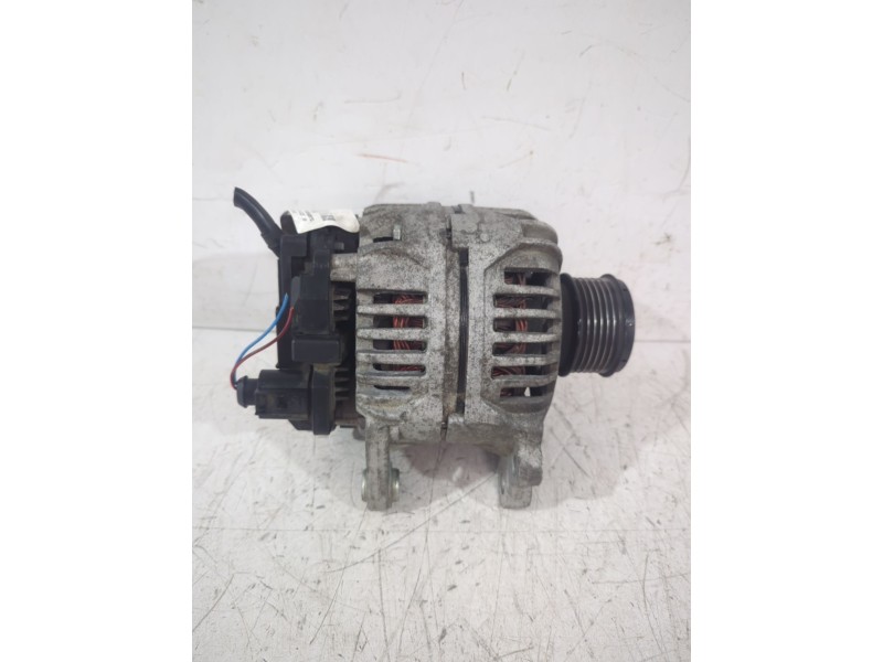 Recambio de alternador para seat arosa (6h1) 1.4 tdi referencia OEM IAM 045903023A  
