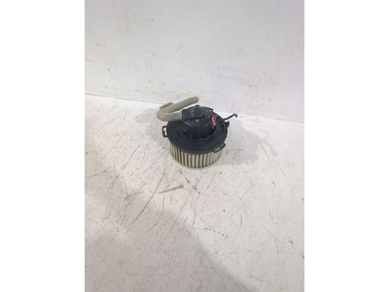 Recambio de motor calefaccion para mazda 3 sedán (bk) 1.6 (bk12) referencia OEM IAM HB1118940000  