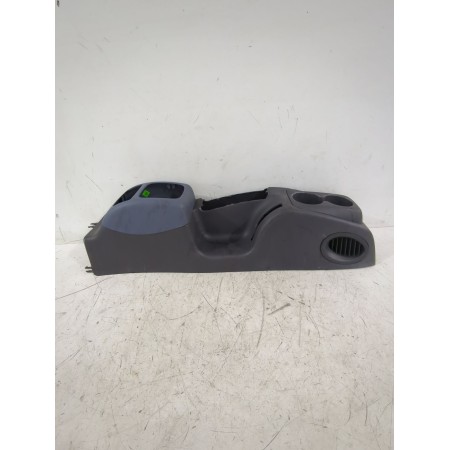 Recambio de consola central para mercedes-benz clase a (w168) a 170 cdi (168.008) referencia OEM IAM 16868015507D88  