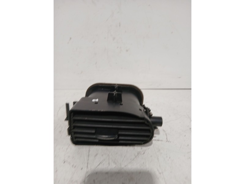 Recambio de rejilla aireadora para mercedes-benz clase a (w168) a 170 cdi (168.008) referencia OEM IAM 1688300154  