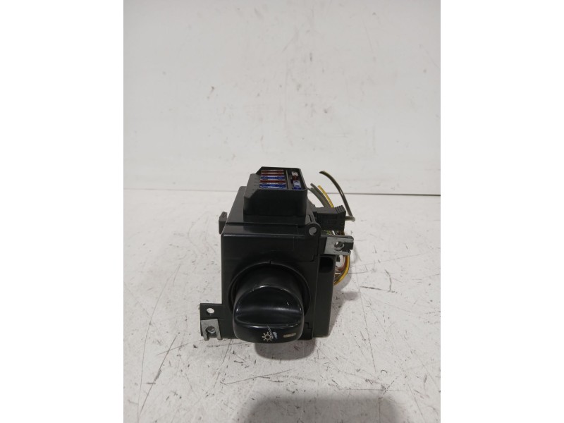 Recambio de mando luces para mercedes-benz clase a (w168) a 170 cdi (168.008) referencia OEM IAM 1685450104  