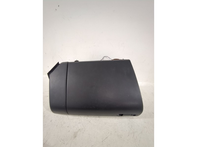 Recambio de guantera para mazda 3 sedán (bk) 1.6 (bk12) referencia OEM IAM BP4K64161  