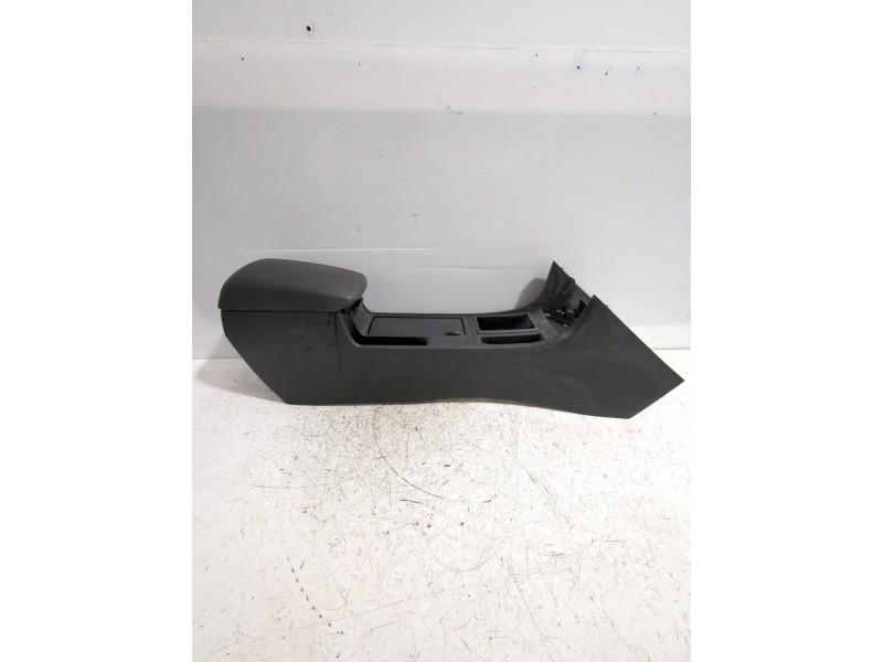 Recambio de consola central para mazda 3 sedán (bk) 1.6 (bk12) referencia OEM IAM BP4K64428  