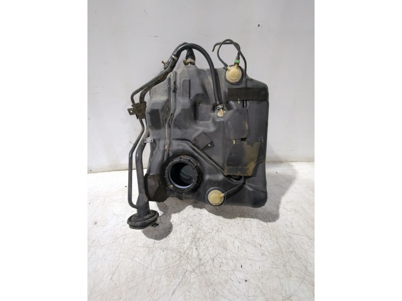 Recambio de deposito combustible para mazda 3 sedán (bk) 1.6 (bk12) referencia OEM IAM BP4K42110F  