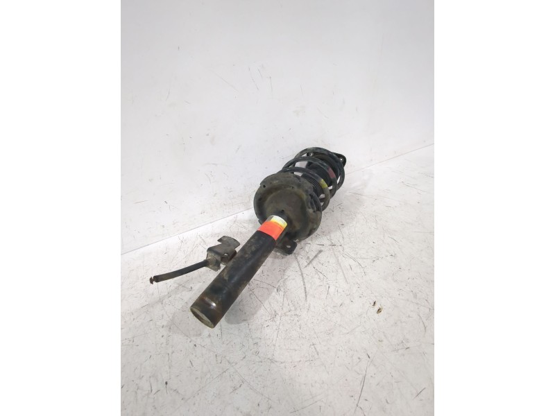 Recambio de amortiguador delantero izquierdo para mazda 3 sedán (bk) 1.6 (bk12) referencia OEM IAM BRY034900  