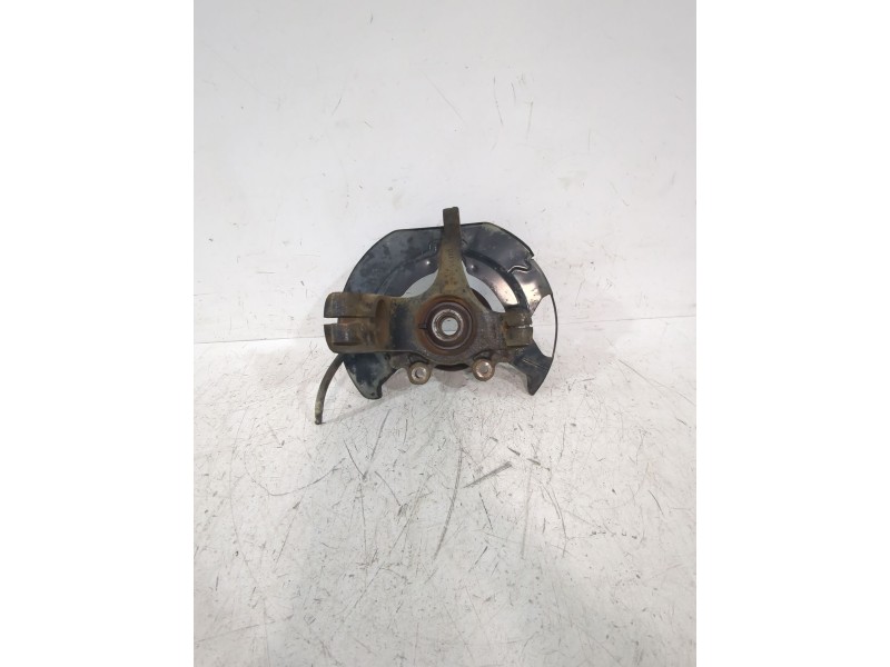 Recambio de mangueta delantera derecha para mazda 3 sedán (bk) 1.6 (bk12) referencia OEM IAM BP4K33021D  