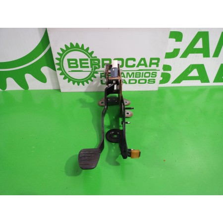 Recambio de pedal freno para renault scenic ii 1.5 dci diesel referencia OEM IAM 8200708328  