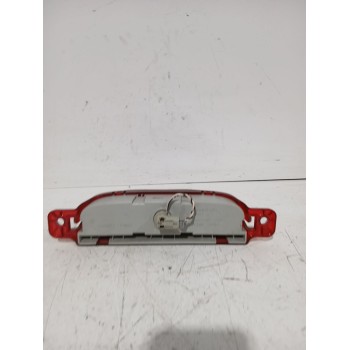 Recambio de piloto trasero central para mazda 3 sedán (bk) 1.6 (bk12) referencia OEM IAM BP4K51580D  