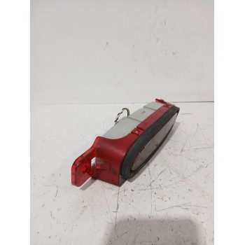 Recambio de piloto trasero central para mazda 3 sedán (bk) 1.6 (bk12) referencia OEM IAM BP4K51580D  