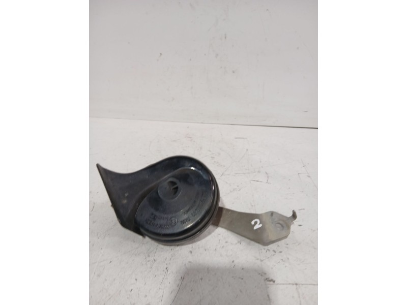 Recambio de claxon para mazda 3 sedán (bk) 1.6 (bk12) referencia OEM IAM E20092018  