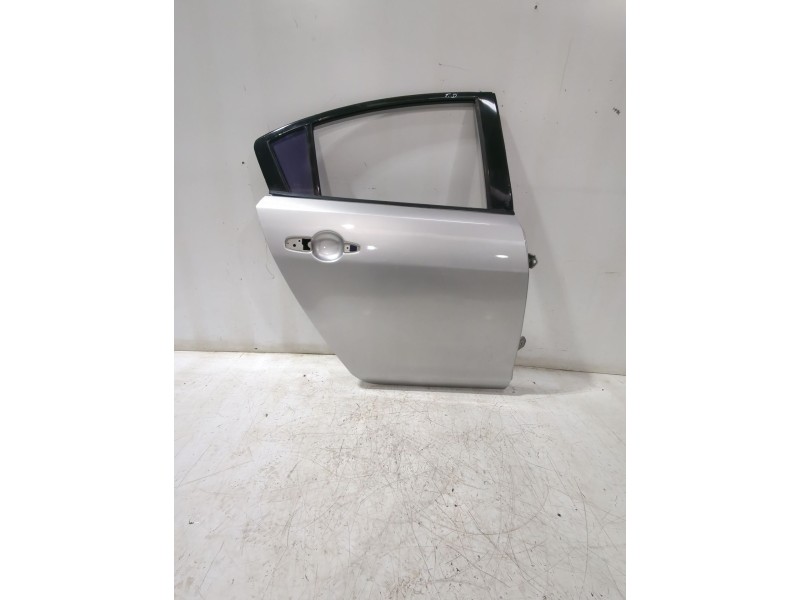 Recambio de puerta trasera derecha para mazda 3 sedán (bk) 1.6 (bk12) referencia OEM IAM BPYK7202XE  