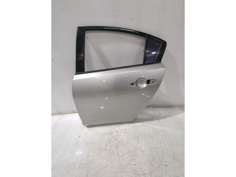 Recambio de puerta trasera izquierda para mazda 3 sedán (bk) 1.6 (bk12) referencia OEM IAM BPYK7302XE  
