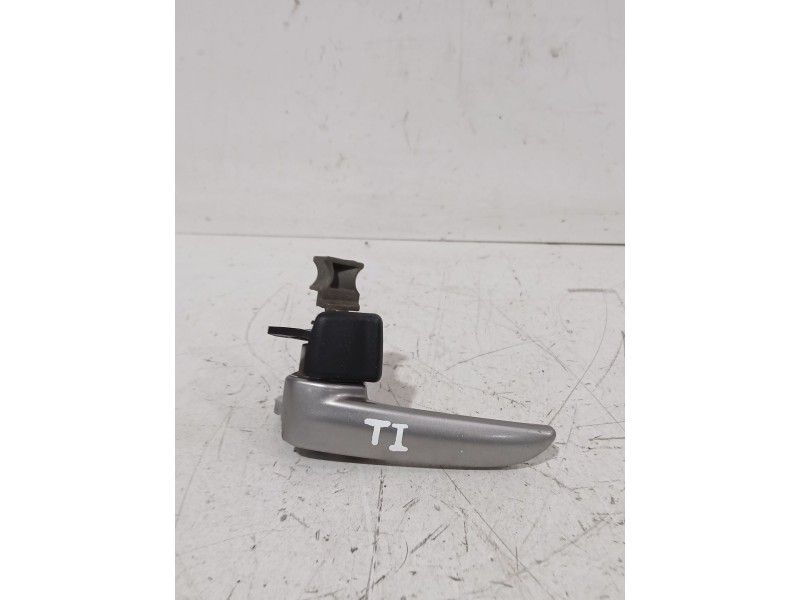 Recambio de maneta interior trasera izquierda para mazda 3 sedán (bk) 1.6 (bk12) referencia OEM IAM D35059330E02  