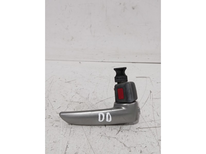 Recambio de maneta interior delantera derecha para mazda 3 sedán (bk) 1.6 (bk12) referencia OEM IAM D35058330E02  