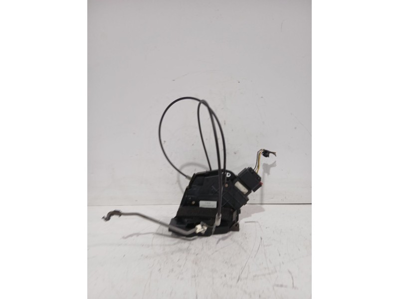 Recambio de cerradura puerta trasera derecha para mazda 3 sedán (bk) 1.6 (bk12) referencia OEM IAM BP4K72310F  